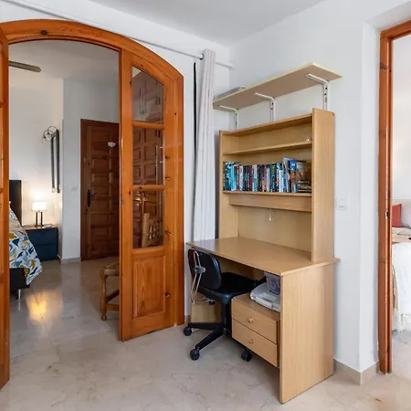 Palmas 21c Oasis Nerja